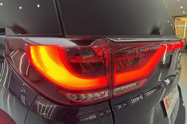 Used GAC Trumpchi M8 2021 Master Series 390T Prestige Edition
