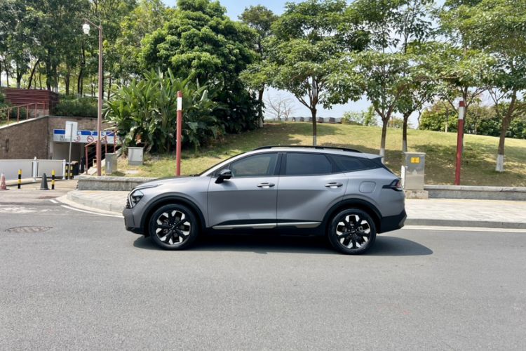 Used Kia Sportage (Chinese Domestic Model) 2023 2.0T Two-Wheel Drive Flagship Edition
