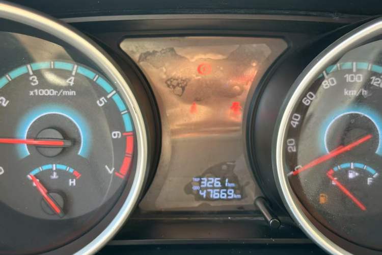 Used Chana Ruixing S50 2018 S50V 1.5L Logistics Version 7 Seats China VI Standard
