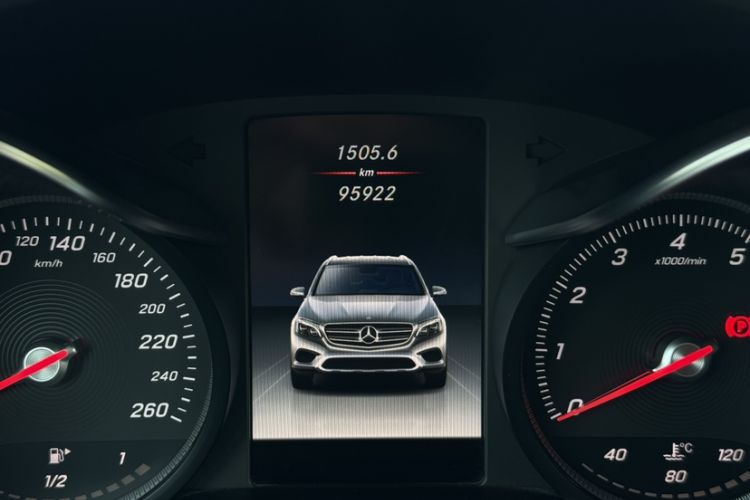 Used Mercedes-Benz GLC 2018 GLC 300 4MATIC Sport Edition
