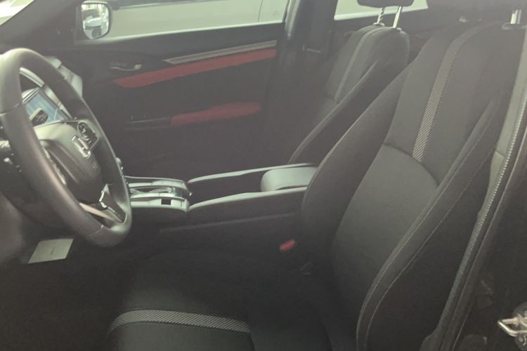 Used Honda Civic 2021 HATCHBACK 220TURBO CVT Trendy Cool Edition Left Front Seat