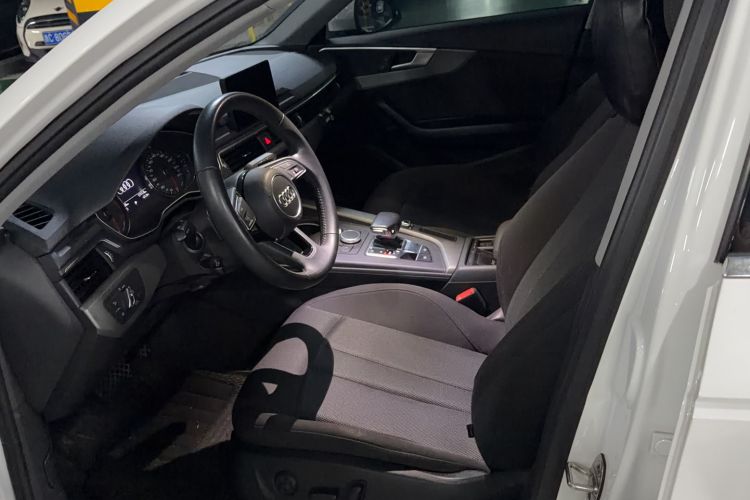 Used Audi A4L 2019 40 TFSI Ambition China VI