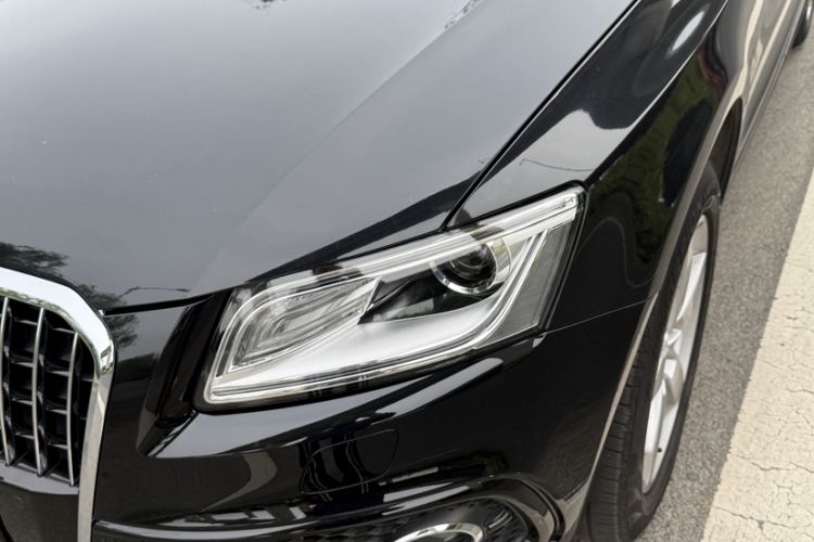 Used Audi Q5 2017 Plus 40 TFSI Ambition Model Exterior 9