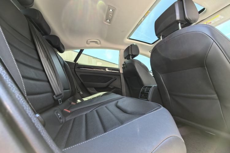 Used Volkswagen FAW-Volkswagen CC 2023 380TSI Striking Edition
