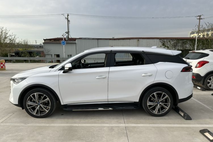 Used BYD Tang New Energy 2020 DM 2.0T Dual-Engine All-Wheel Drive Prestige 7-Seater China VI Standard