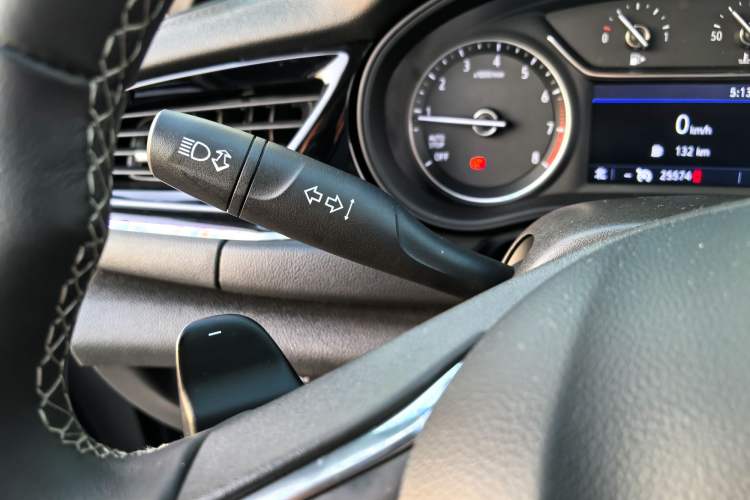 Used Buick Regal 2024 25T Deluxe Edition Interior 7