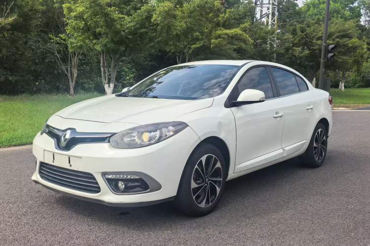Used Renault Fluence 2015 2.0L Fashion Edition
