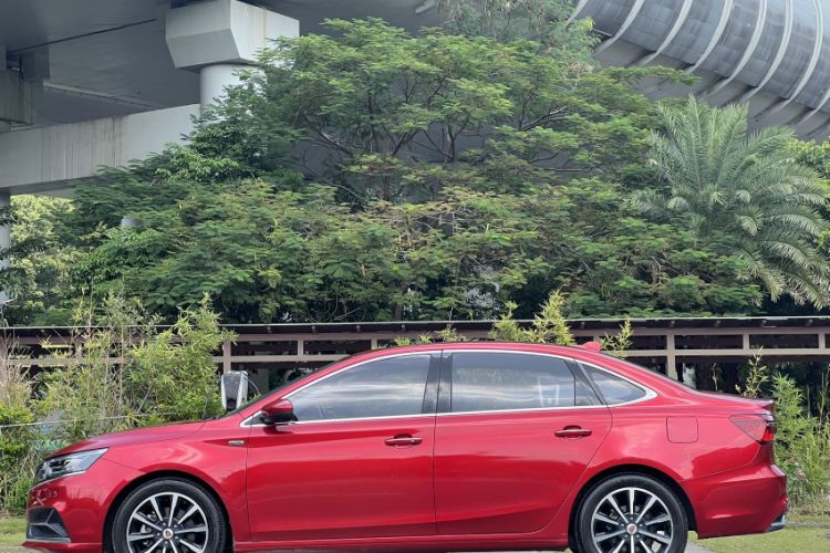 Used Roewe i6 New Energy 2017 45T Hybrid Connective Smart Luxury Edition