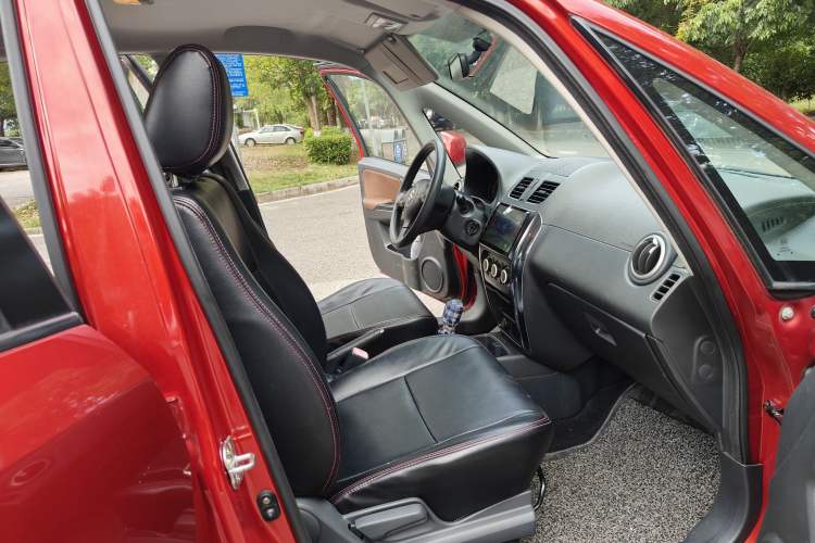 Used Suzuki SX4 2016 1.6L Automatic Classic Edition
