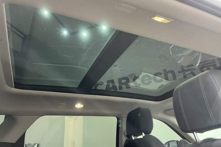 Used Land Rover Range Evoque 2023 Aurora L 249 PS Luxury Edition
