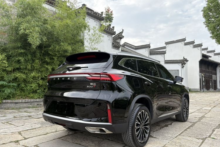 Used EXEED Lingyun 2025 300T Two-Wheel Drive Starry Edition