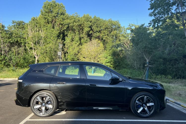 Used BMW iX 2022 xDrive40