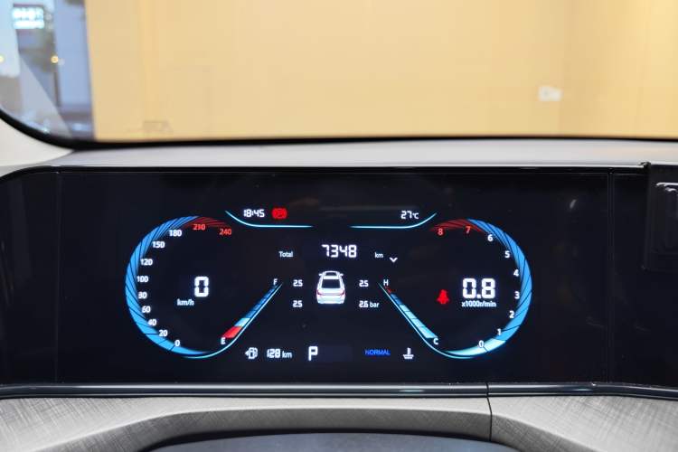 Used Changan Eado 2023 Changan Edition PLUS Blue Whale NE 1.4T GDI DCT Prestige Version
