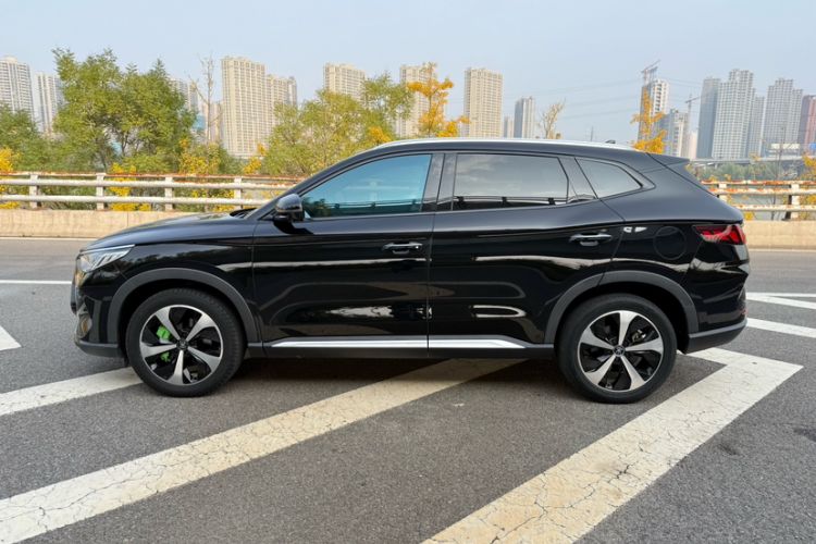 Used BYD Song PLUS New Energy 2021 DM-i 100KM Four-Wheel Drive Flagship PLUS
