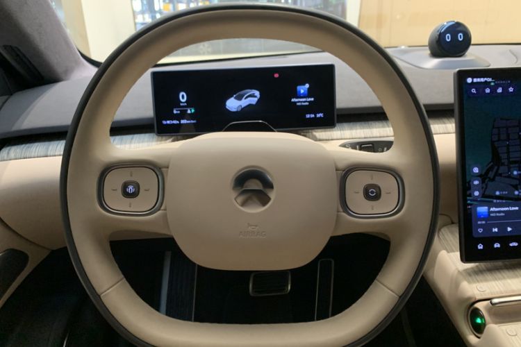 Used Nio ET7 2022 100kWh First Edition Steering Wheel