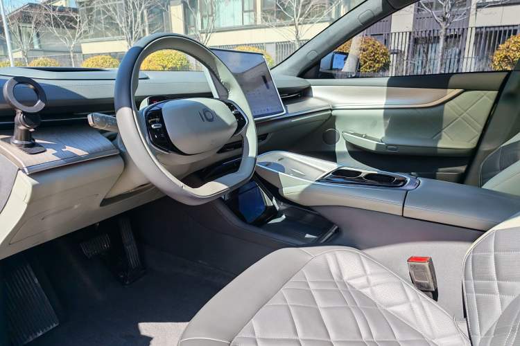 Used CHANGAN NEVO A07 2024 All-Electric "True Fragrance" Edition 710 Flagship Model Interior 1