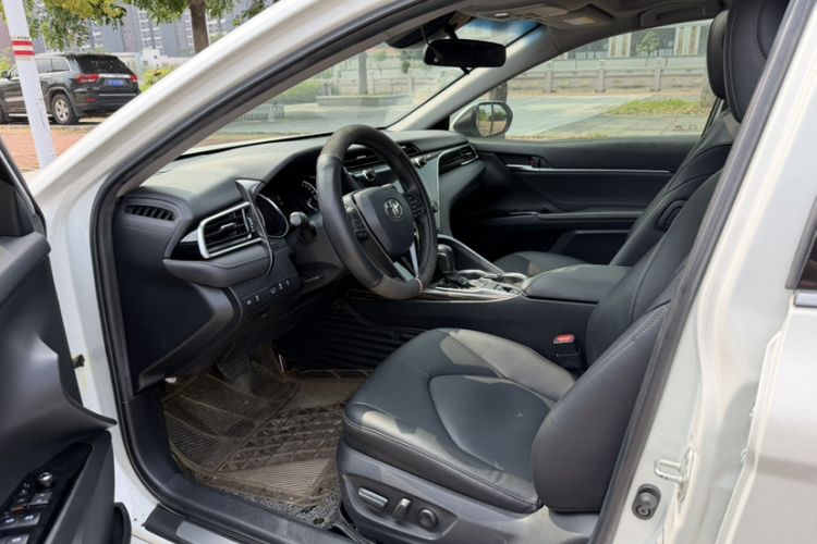 Used Toyota Camry 2019 2.0G Luxury Edition China VI Standard