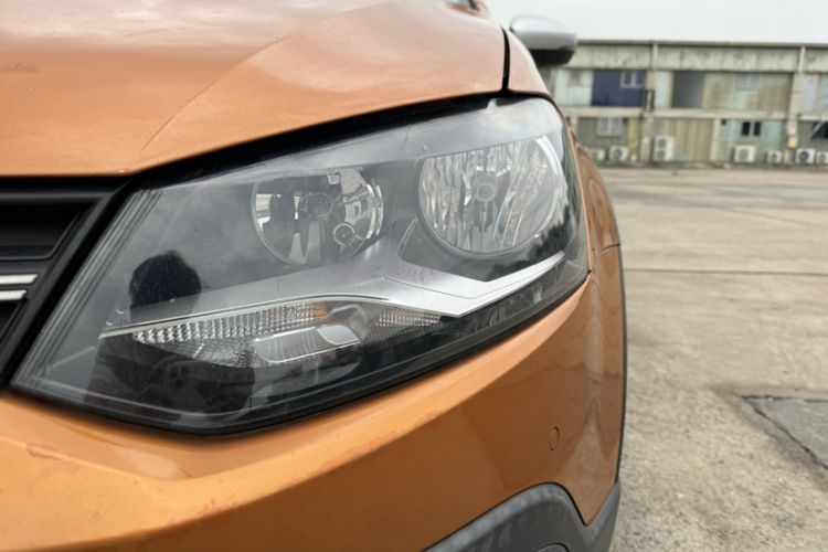 Used Volkswagen Polo 2014 1.6L Cross Polo Automatic