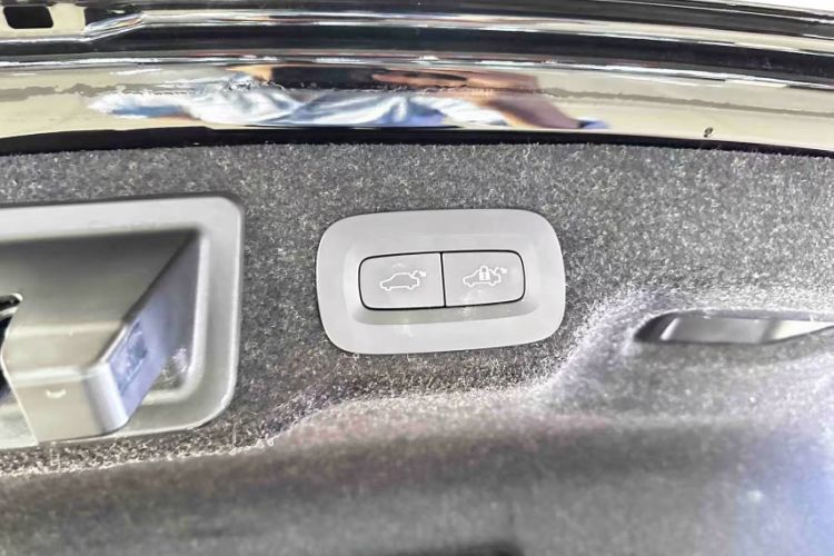 Used Volvo S90 2023 B5 Zhiyuan Luxury Edition
