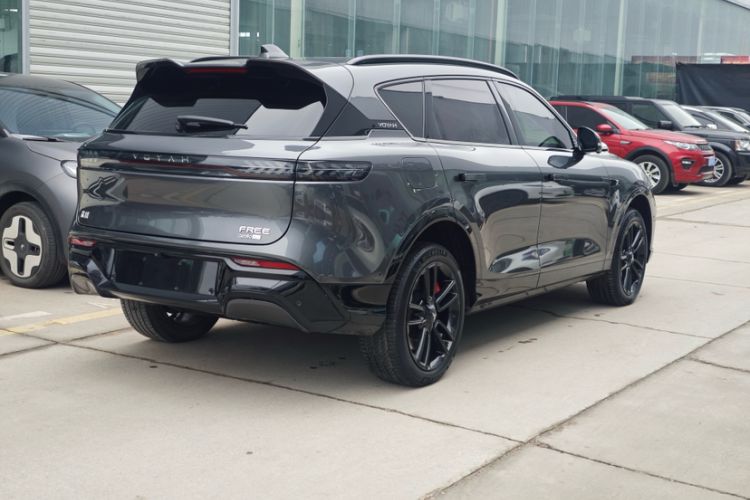 Used VOYAH FREE 2025 318 259 km All-Wheel-Drive Exploration Edition