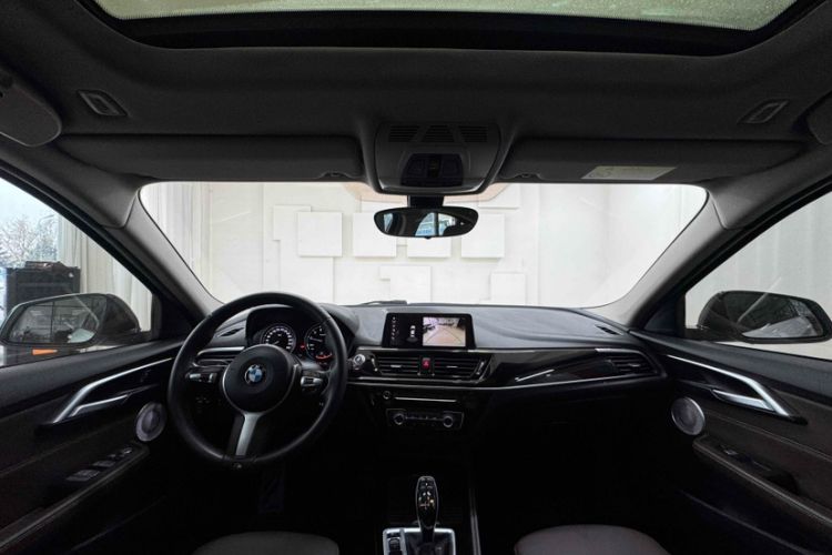 Used BMW 1 Series 2021 120i M Sport Night Edition Interior 3