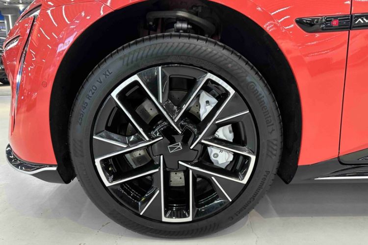 Used Avatr 06 2025 Ultra Pure Electric Edition