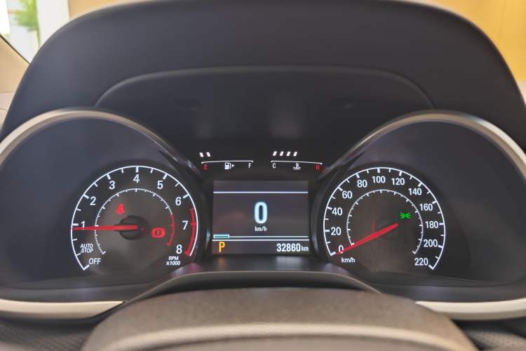 Used Chevrolet Monza 2019 Redline 320T Dual-Clutch Sporty Version China VI Standard