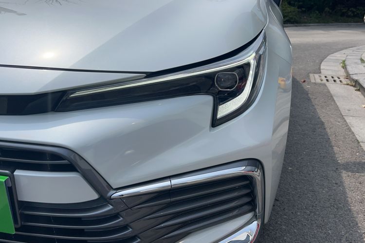 Used Toyota Levin 2024 Smart Electric Hybrid Dual-Engine 2.0L Leading Edition