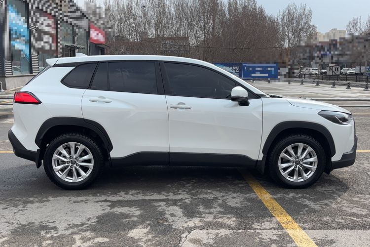 Used Toyota Corolla Cross 2024 2.0L Elite Edition Exterior 2