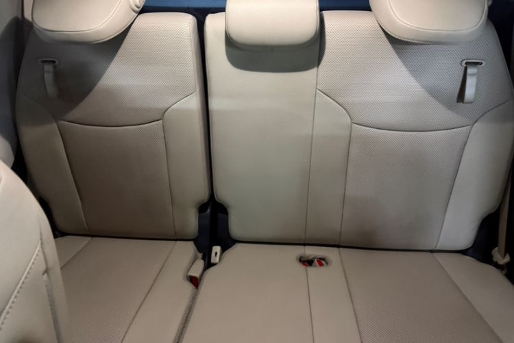 Used Toyota SIENNA 2021 2.5L Hybrid Ultimate Edition Interior 5