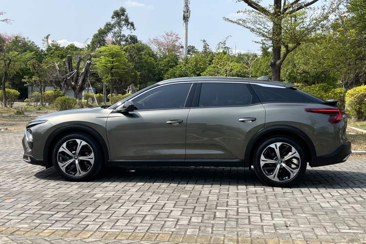 Used Citroen C5 X 2021 1.6T Enjoy the Extraordinary Exterior 6