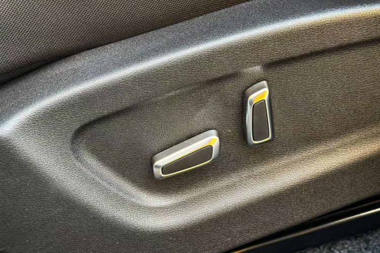 Used Dongfeng Aeolus L7 New Energy 2025 205 Ultra-Long Range Indulgence Version
