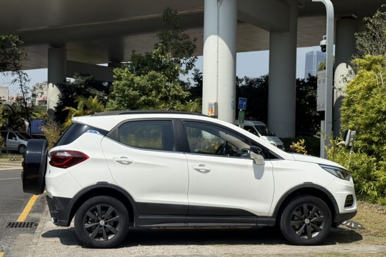 Used BYD Yuan New Energy 2018 EV360 Smart Connect Cool Edition
