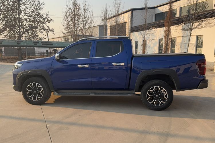 Used Changan Lantop 2023 2.0T Automatic 4x4 Gasoline Flagship Standard Cab
