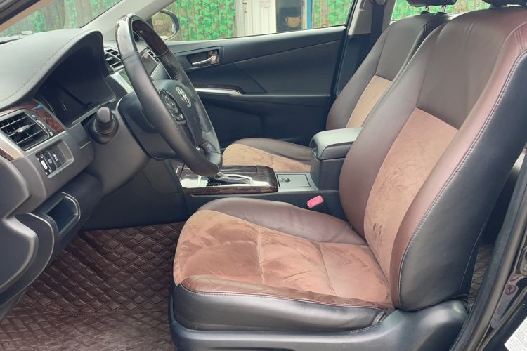 Used Toyota Camry 2016 2.5G 10th Anniversary Deluxe Navigation Edition Left Front Seat