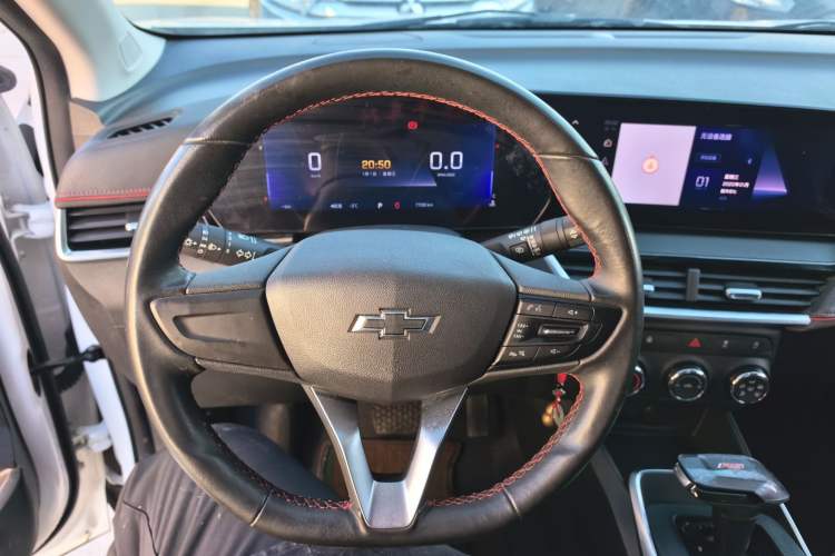 Used Chevrolet Trax 2022 Encore RS 1.5T CVT Cool
