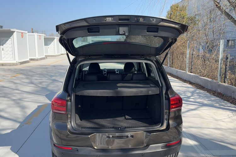 Used Volkswagen Tiguan L 2015 1.8TSI Automatic Two-Wheel Drive Comfort Edition
