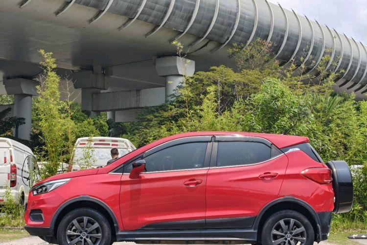 Used BYD Yuan New Energy 2019 EV535 Smart Connect Trendsetting Model Exterior 2