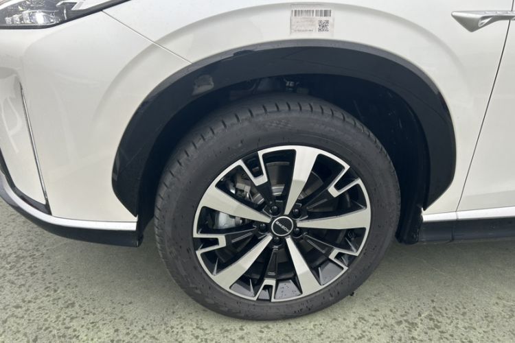 Used Roewe D5X DMH 2024 135 Tech Edition