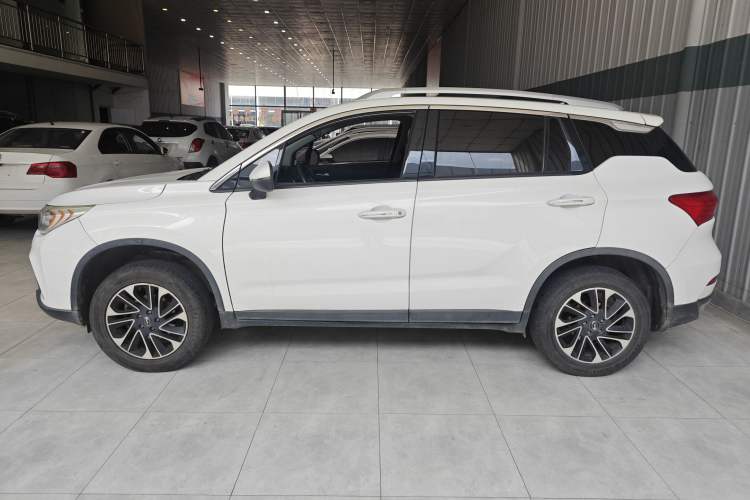 Used GAC Trumpchi GS4 2015 200T Manual Luxury Edition