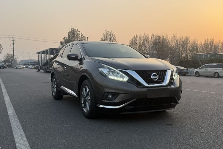 Used Nissan Murano 2019 2.5L XL Two-Wheel Drive Smart Connect Luxury Edition China VI Standard

