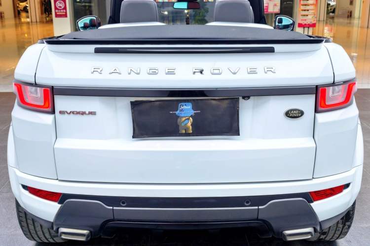 Used Land Rover Range Evoque 2018 240 PS HSE DYNAMIC Convertible Exterior 3