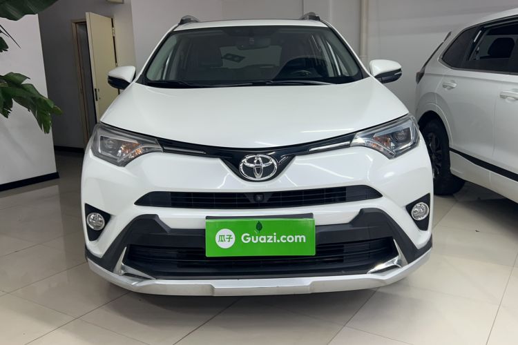 Used Toyota RAV4 2016 2.5L Automatic 4x4 Elite Edition Exterior 2