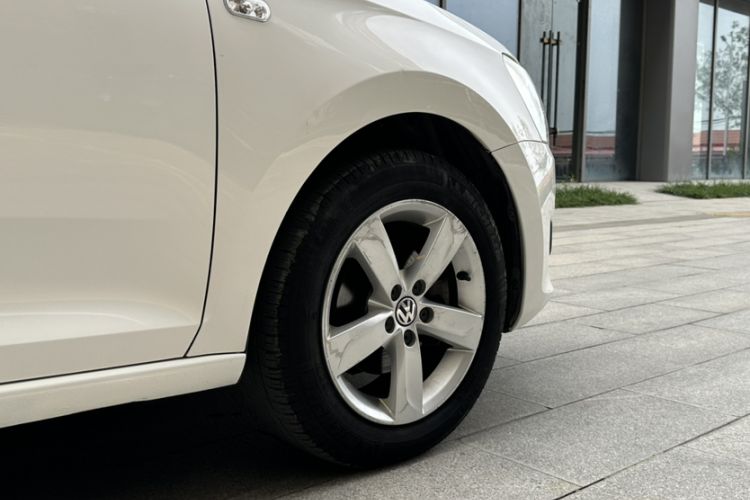 Used Volkswagen Santana 2013 1.6L Manual Comfort Edition Exterior 6