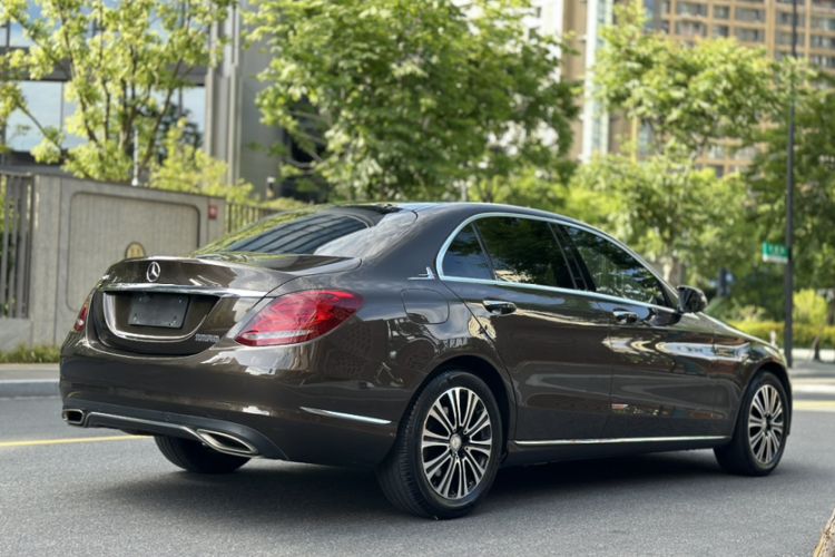 Used Mercedes-Benz C-Class 2016 C 200 L Exterior 6