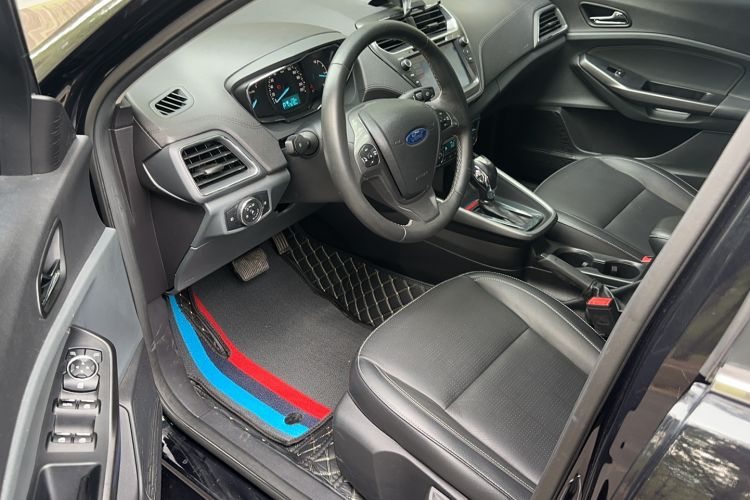 Used Ford Escort 2015 1.5L Automatic Fashion Model