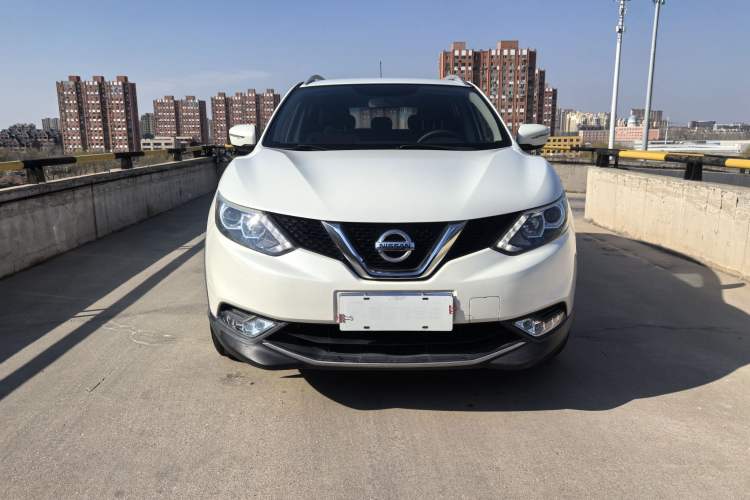 Used Nissan Qashqai 2016 2.0L CVT Elite Edition Exterior 1