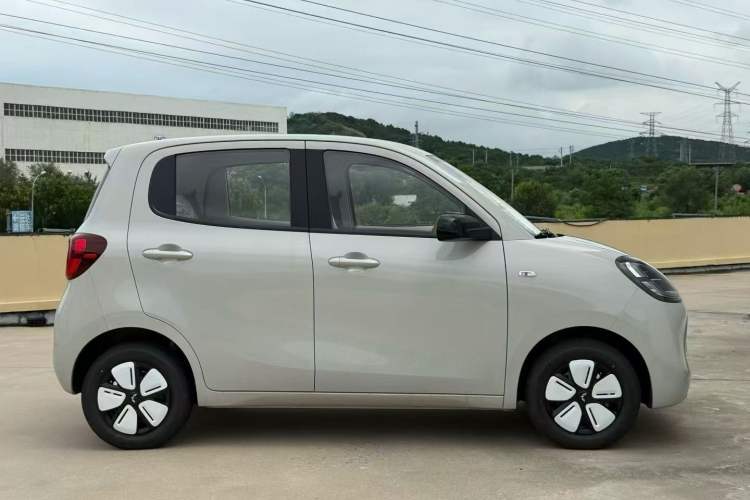 Used Wuling Hongguang MINIEV 2025 Four-Door Version Advanced Edition