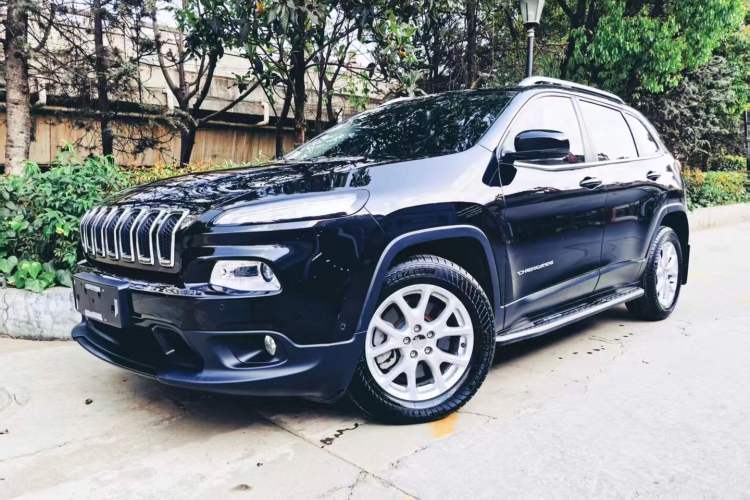 Used Jeep Cherokee 2016 2.4L Leading Edition