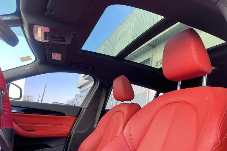 Used BMW X2 2021 sDrive25i Leading Model M Sport Package Interior 5